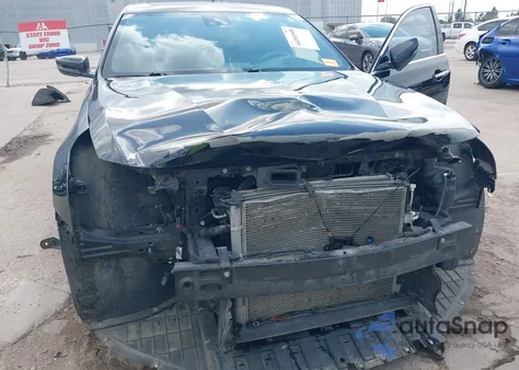 2017 Cadillac Ct6 Platinum z USA, uszkodzony, nr VIN 1G6KN5R66HU207501